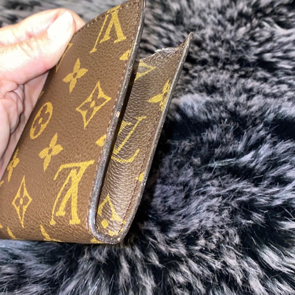 Authentic LV pochette - Picture 7 of 13